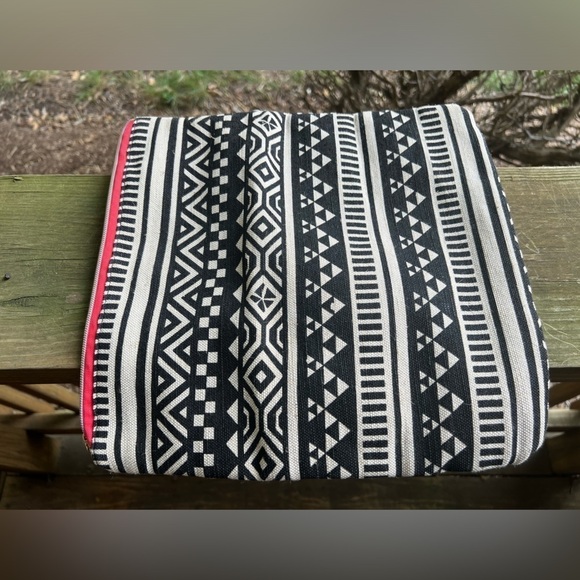 Bergdorf Goodman aztec black cream southwestern boho clutch orange trim Y2K - Picture 10 of 10